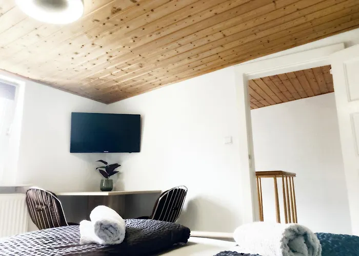 3 Haus Nahe Airport Ber Apartamento *