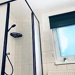 3 Haus Nahe Airport Ber Appartement